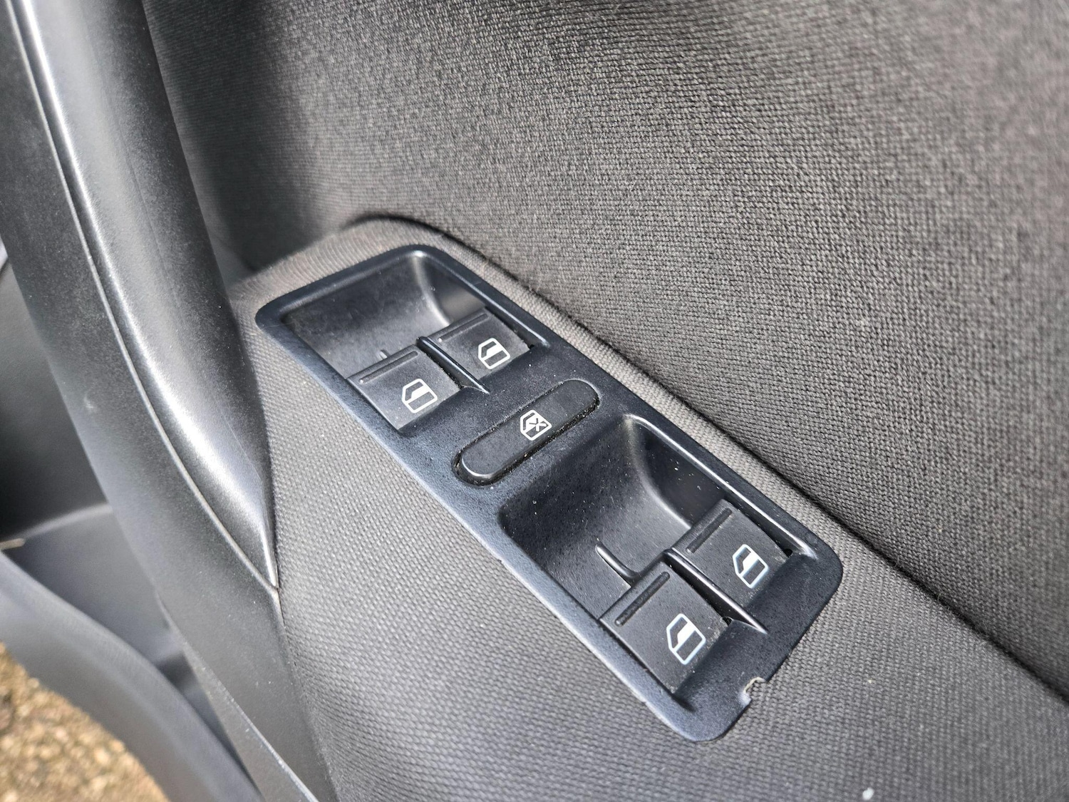 Used Volkswagen Polo 2012 for sale - 76349725: Photo 24