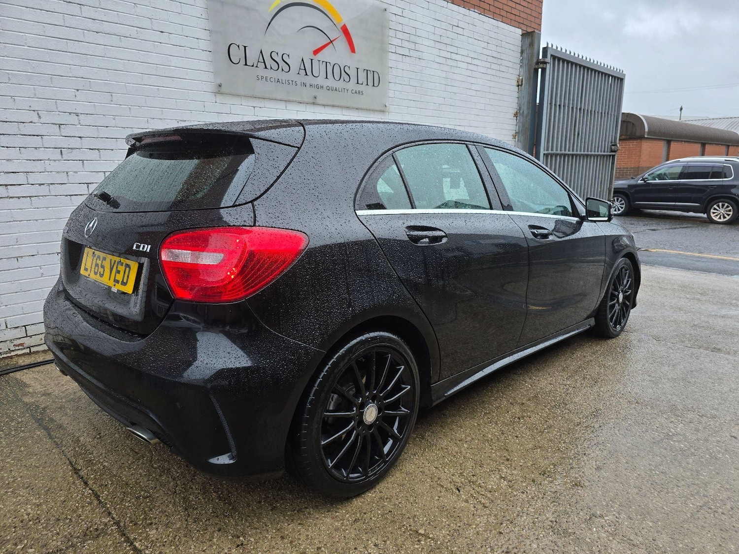 Used Mercedes-Benz A-Class 2015 for sale - 76823769: Photo 11