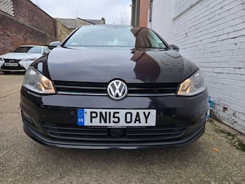 Used Volkswagen Golf 2015 for sale - 76283179: Photo 2