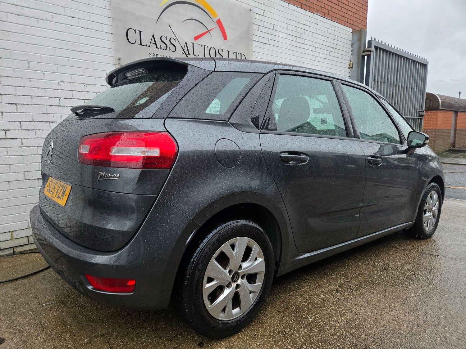 Used Citroen C4 Picasso 2015 for sale - 77467908: Photo 11