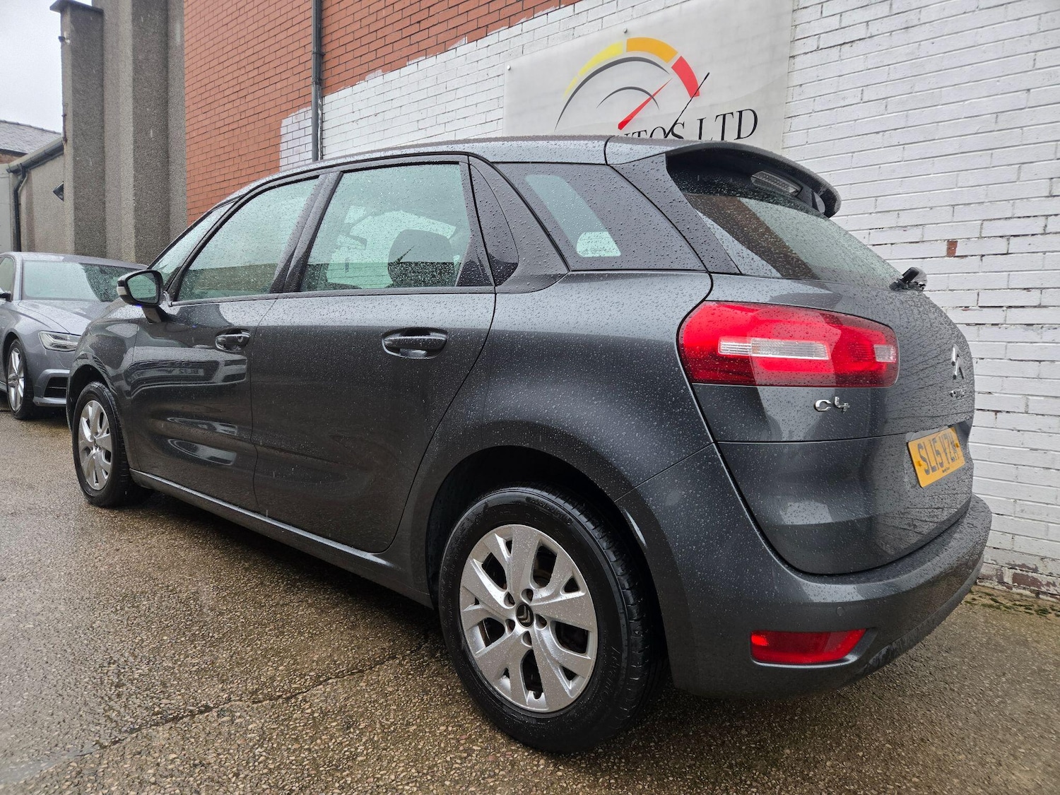 Used Citroen C4 Picasso 2015 for sale - 77467908: Photo 5
