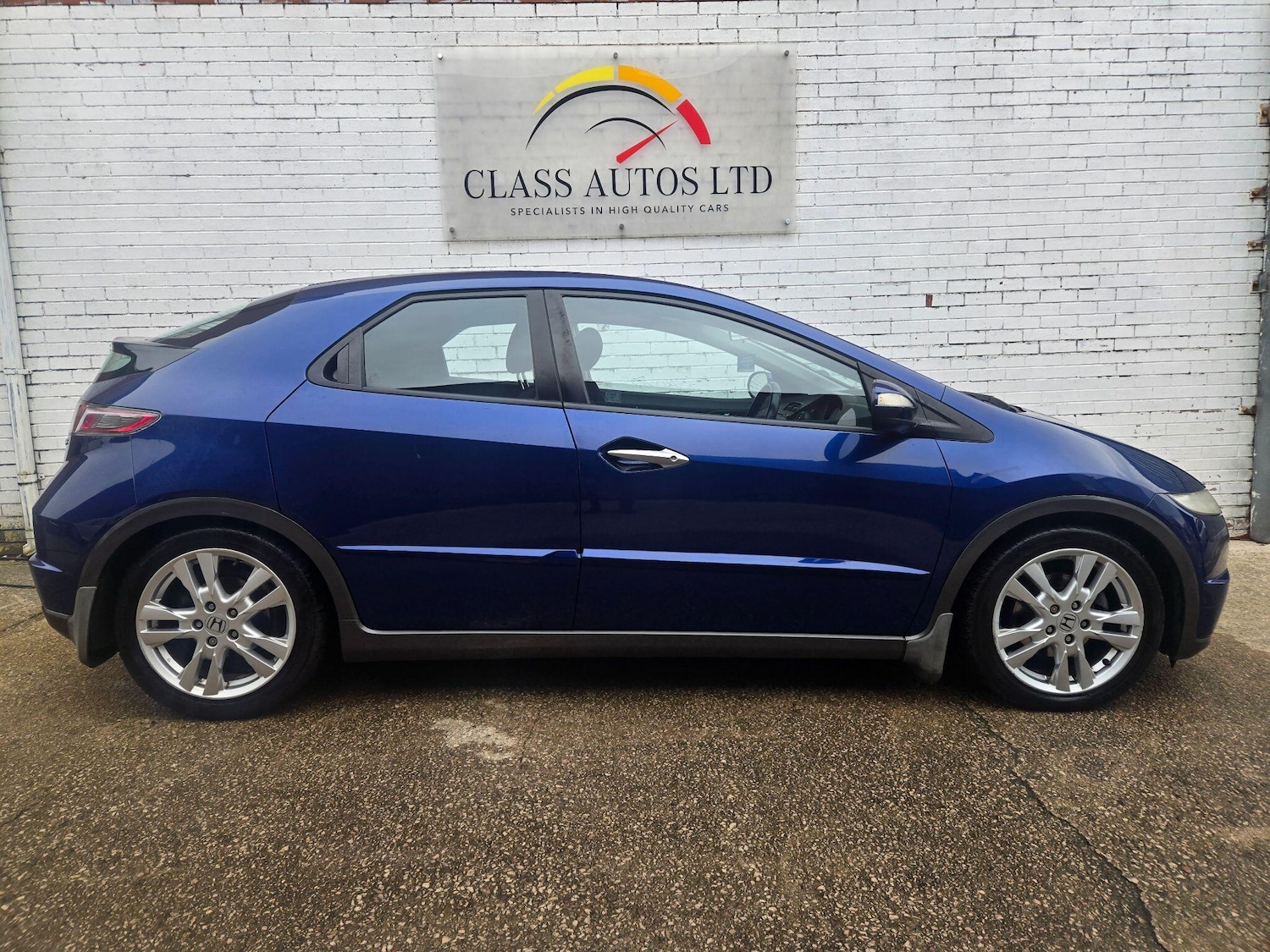 Used Honda Civic 2010 for sale - 77671576: Photo 10