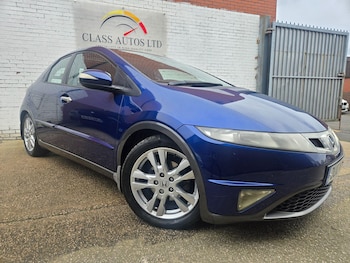 Used Honda Civic 2010 for sale - 77671576: Photo