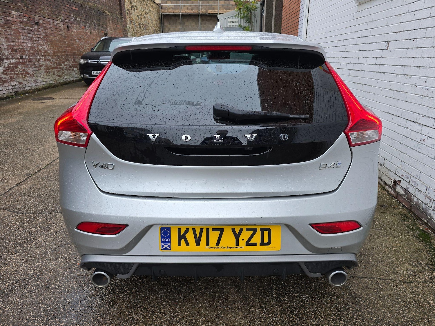 Used Volvo V40 2017 for sale - 76158974: Photo 11