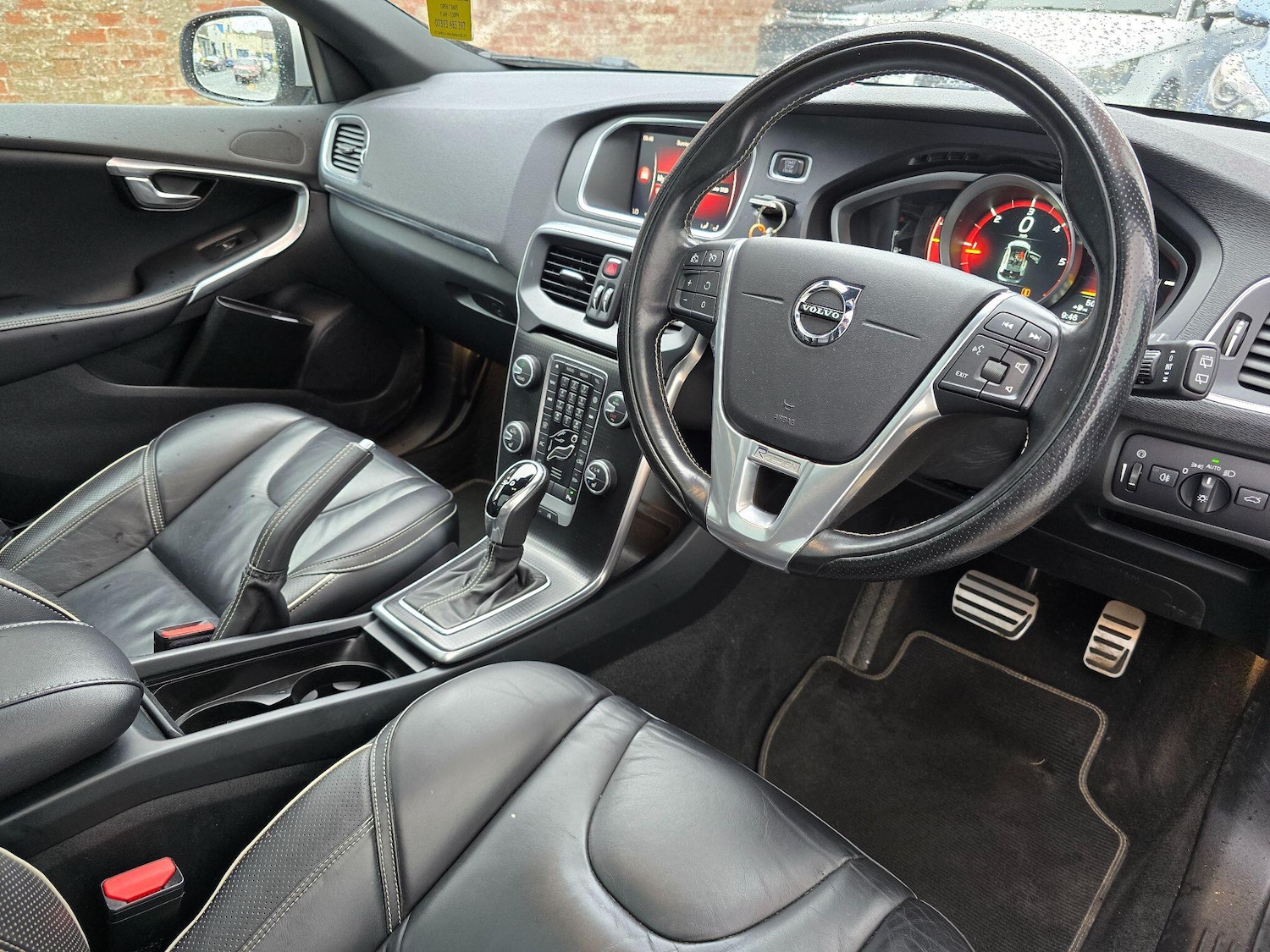 Used Volvo V40 2017 for sale - 76158974: Photo 16