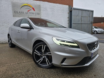 Volvo - V40