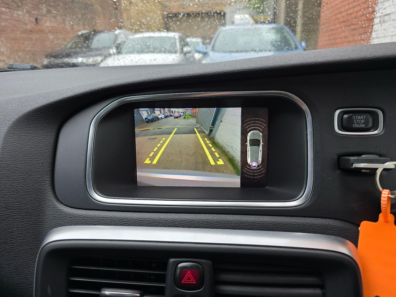 Used Volvo V40 2017 for sale - 76158974: Photo 24