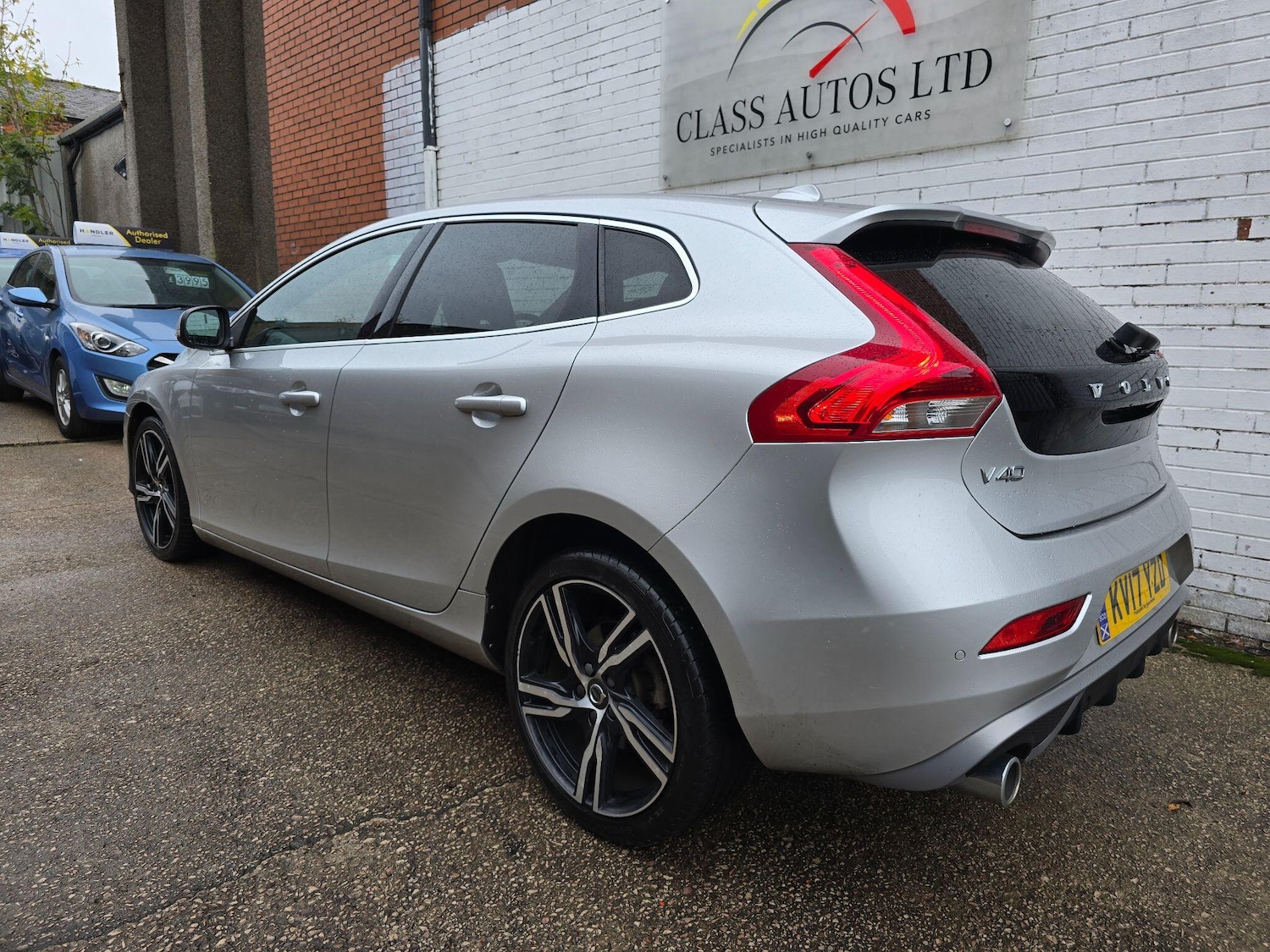 Used Volvo V40 2017 for sale - 76158974: Photo 5