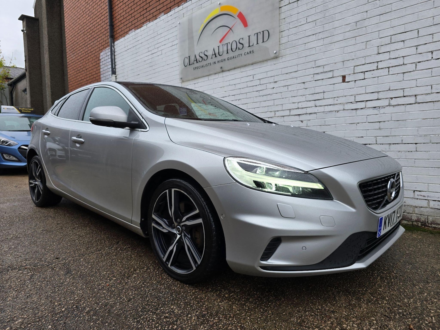 Used Volvo V40 2017 for sale - 76158974: Photo 8