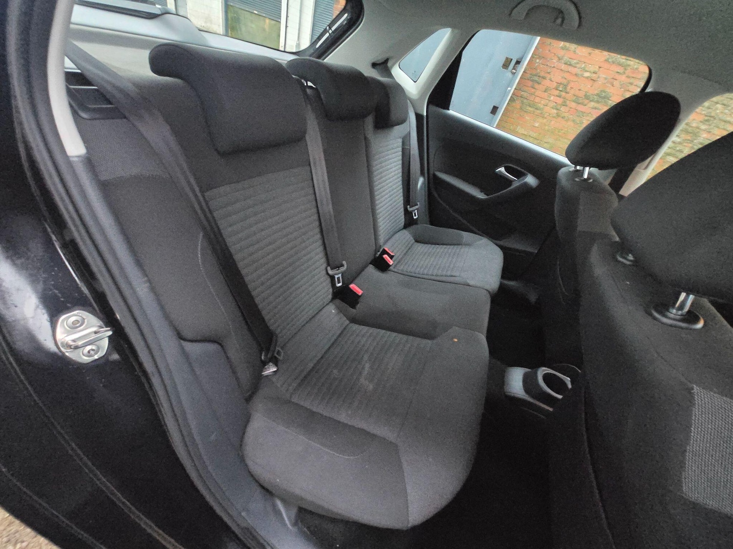 Used Volkswagen Polo 2011 for sale - 77143111: Photo 17