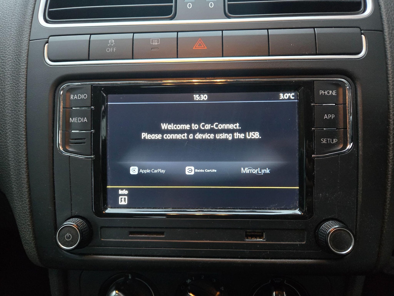 Used Volkswagen Polo 2011 for sale - 77143111: Photo 23