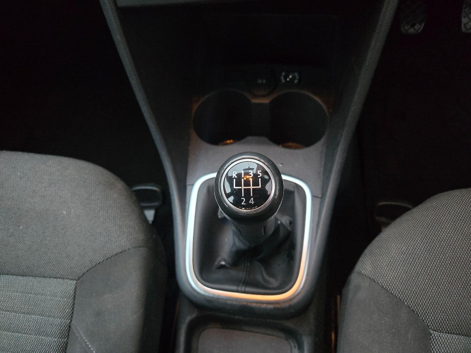 Used Volkswagen Polo 2011 for sale - 77143111: Photo 40