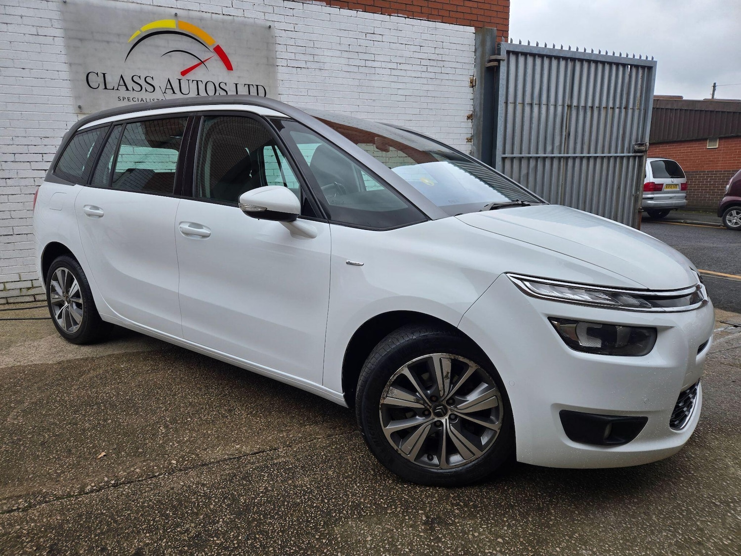 Used Citroen Grand C4 Picasso 2015 for sale - 77611727: Photo 38