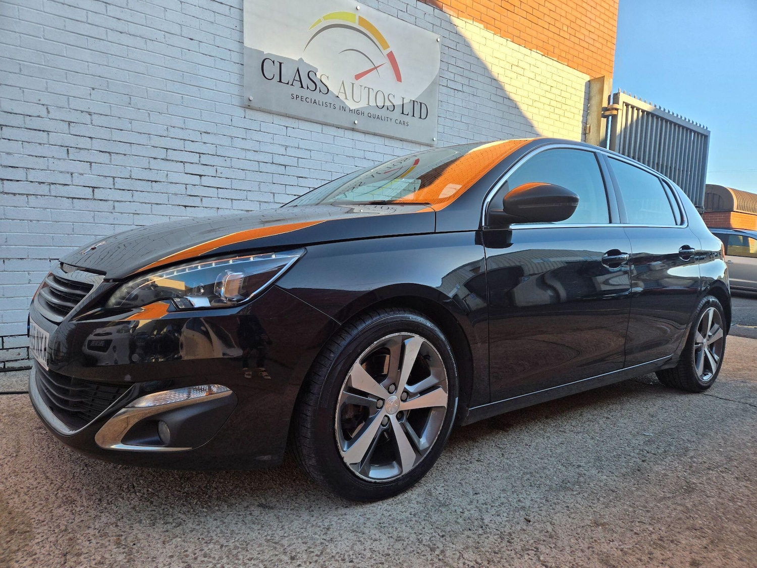 Used Peugeot 308 2015 for sale - 76997782: Photo 4