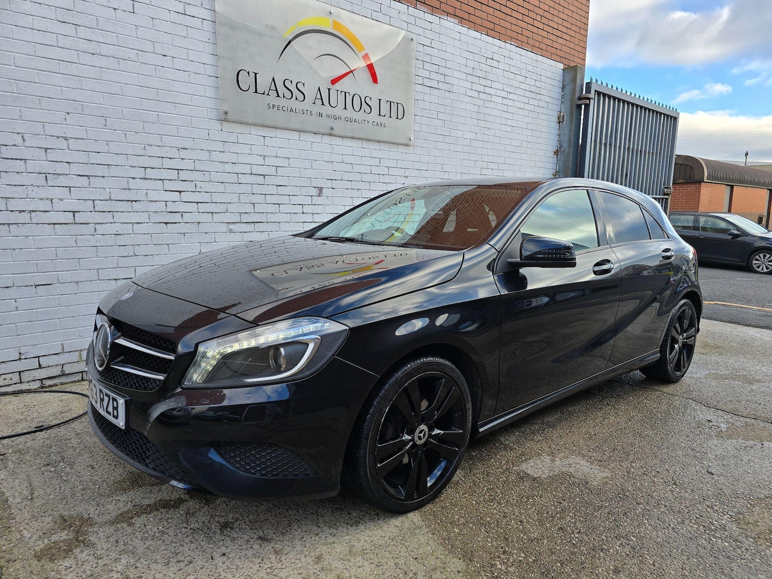 Used Mercedes-Benz A-Class 2013 for sale - 77057305: Photo 4