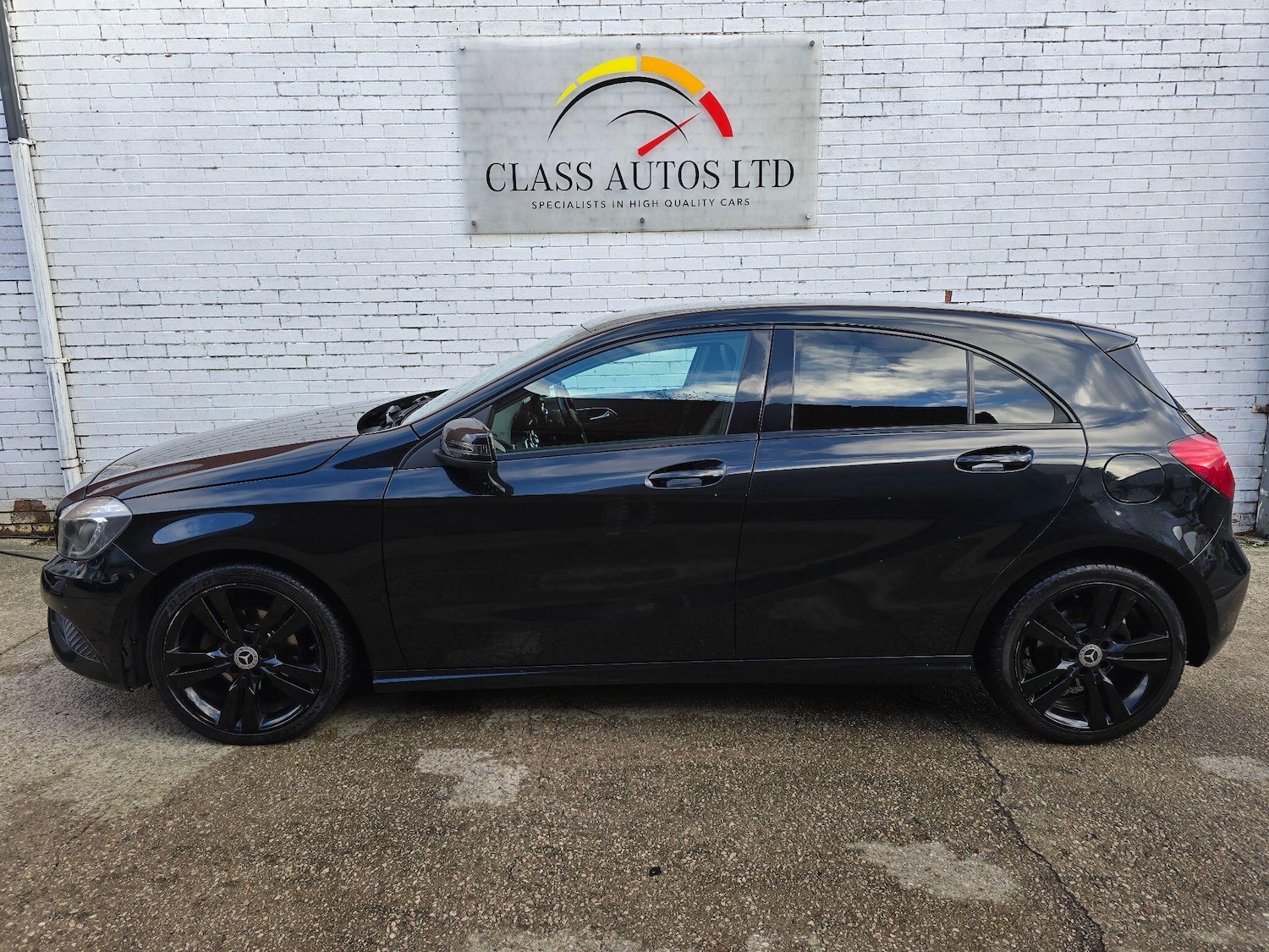 Used Mercedes-Benz A-Class 2013 for sale - 77057305: Photo 8