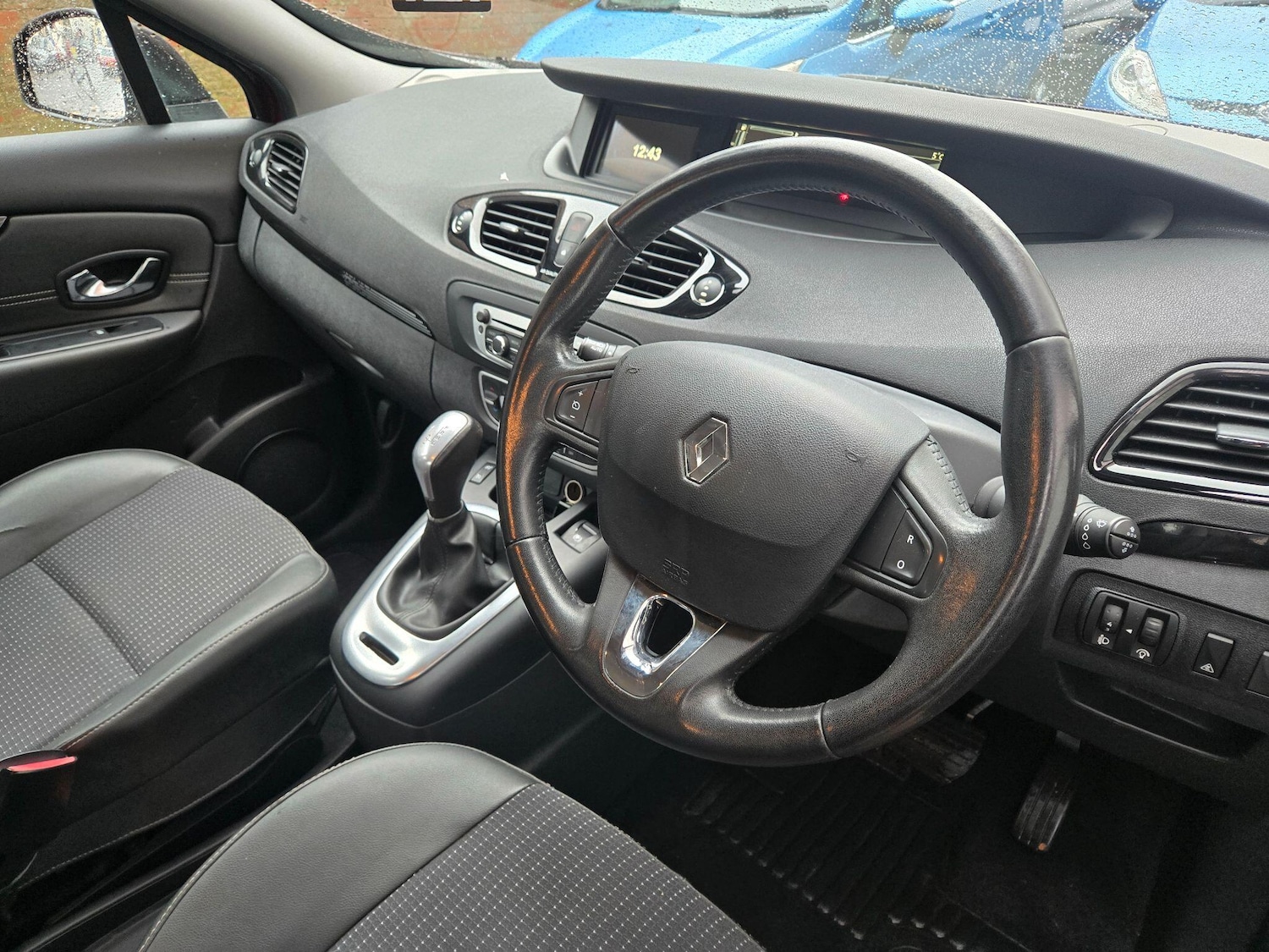 Used Renault Scenic 2013 for sale - 77191771: Photo 13