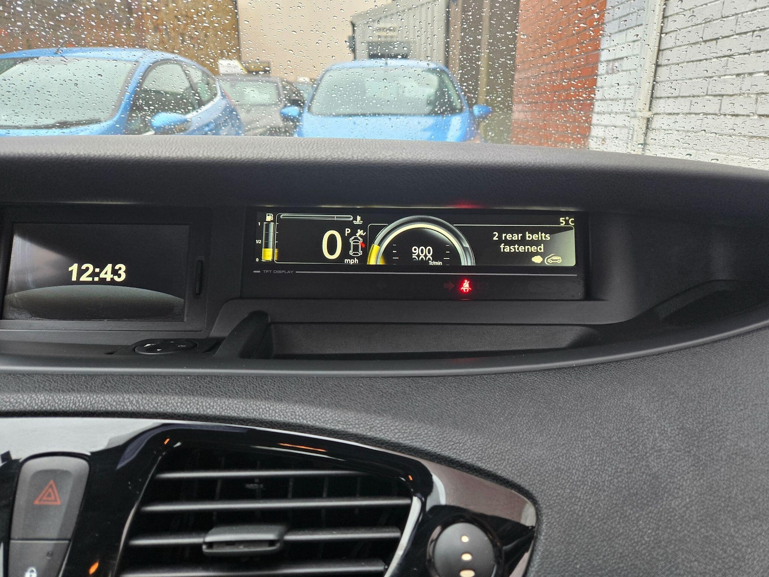 Used Renault Scenic 2013 for sale - 77191771: Photo 30