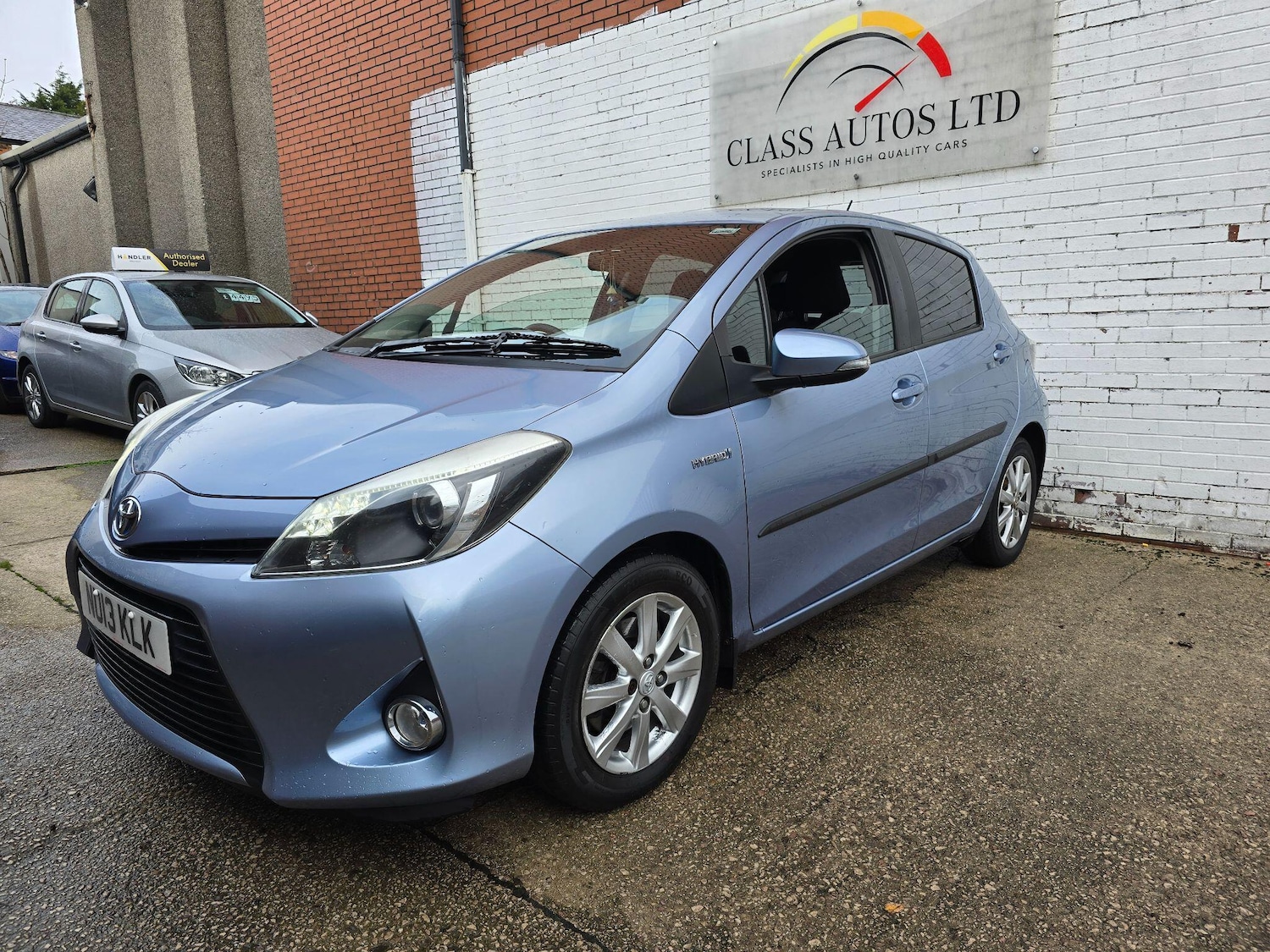 Used Toyota Yaris 2013 for sale - 76927027: Photo 4