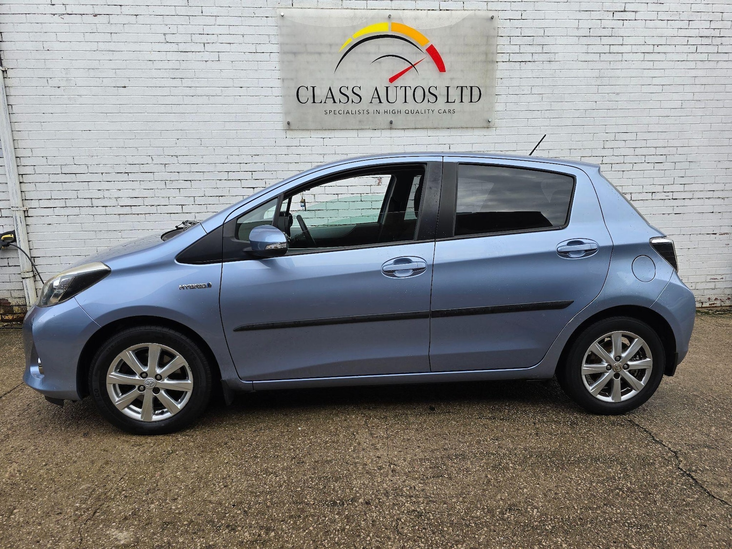 Used Toyota Yaris 2013 for sale - 76927027: Photo 9