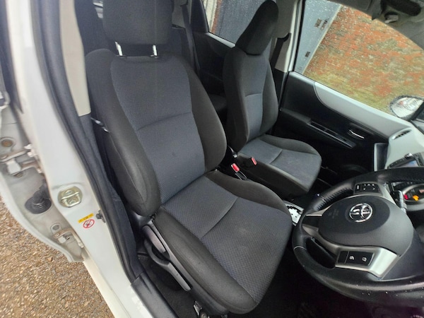 Used Toyota Yaris 2013 for sale - 76326994: Photo 15