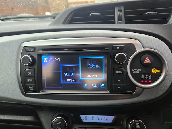 Used Toyota Yaris 2013 for sale - 76326994: Photo 21