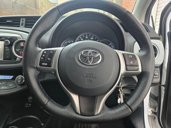 Used Toyota Yaris 2013 for sale - 76326994: Photo 26