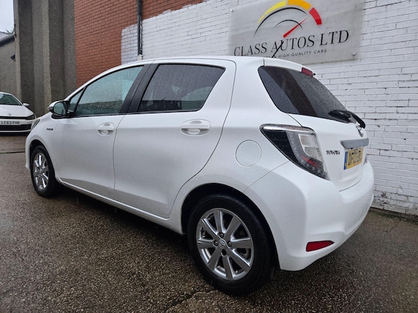 Used Toyota Yaris 2013 for sale - 76326994: Photo 5