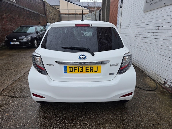 Used Toyota Yaris 2013 for sale - 76326994: Photo 9