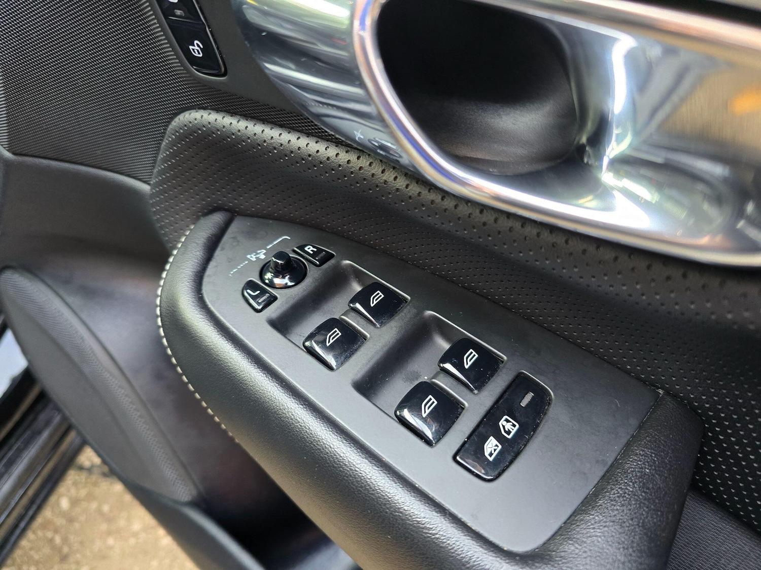 Used Volvo XC90 2016 for sale - 76953475: Photo 18