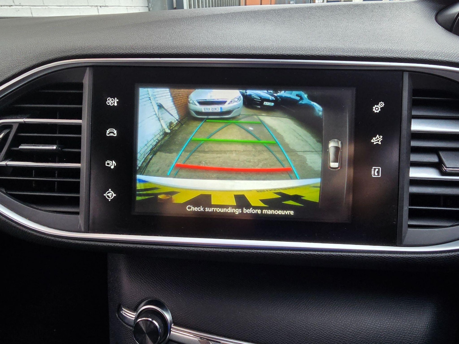 Used Peugeot 308 2014 for sale - 76926177: Photo 14