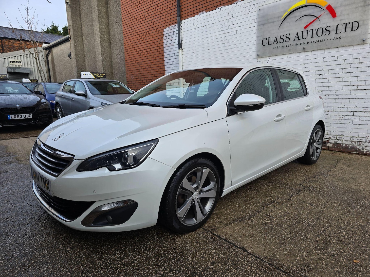 Used Peugeot 308 2014 for sale - 76926177: Photo 26