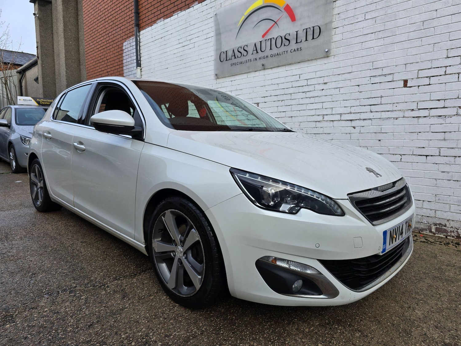 Used Peugeot 308 2014 for sale - 76926177: Photo 7