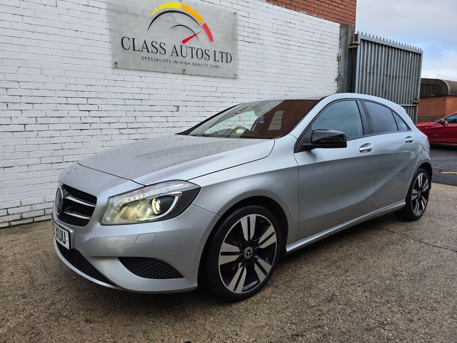 Used Mercedes-Benz A-Class 2015 for sale - 76645038: Photo 4