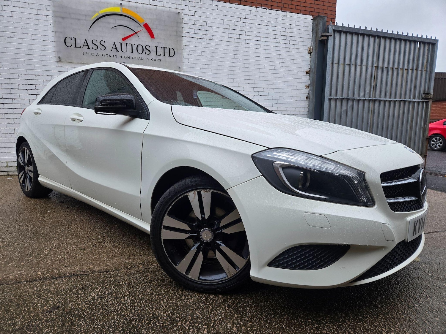 Used Mercedes-Benz A-Class 2014 for sale - 77144393: Photo 1