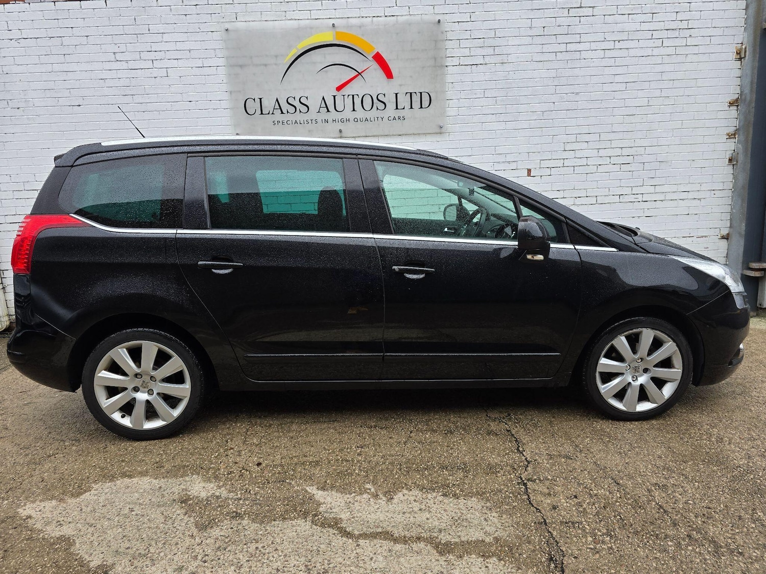 Used Peugeot 5008 2014 for sale - 76584487: Photo 11