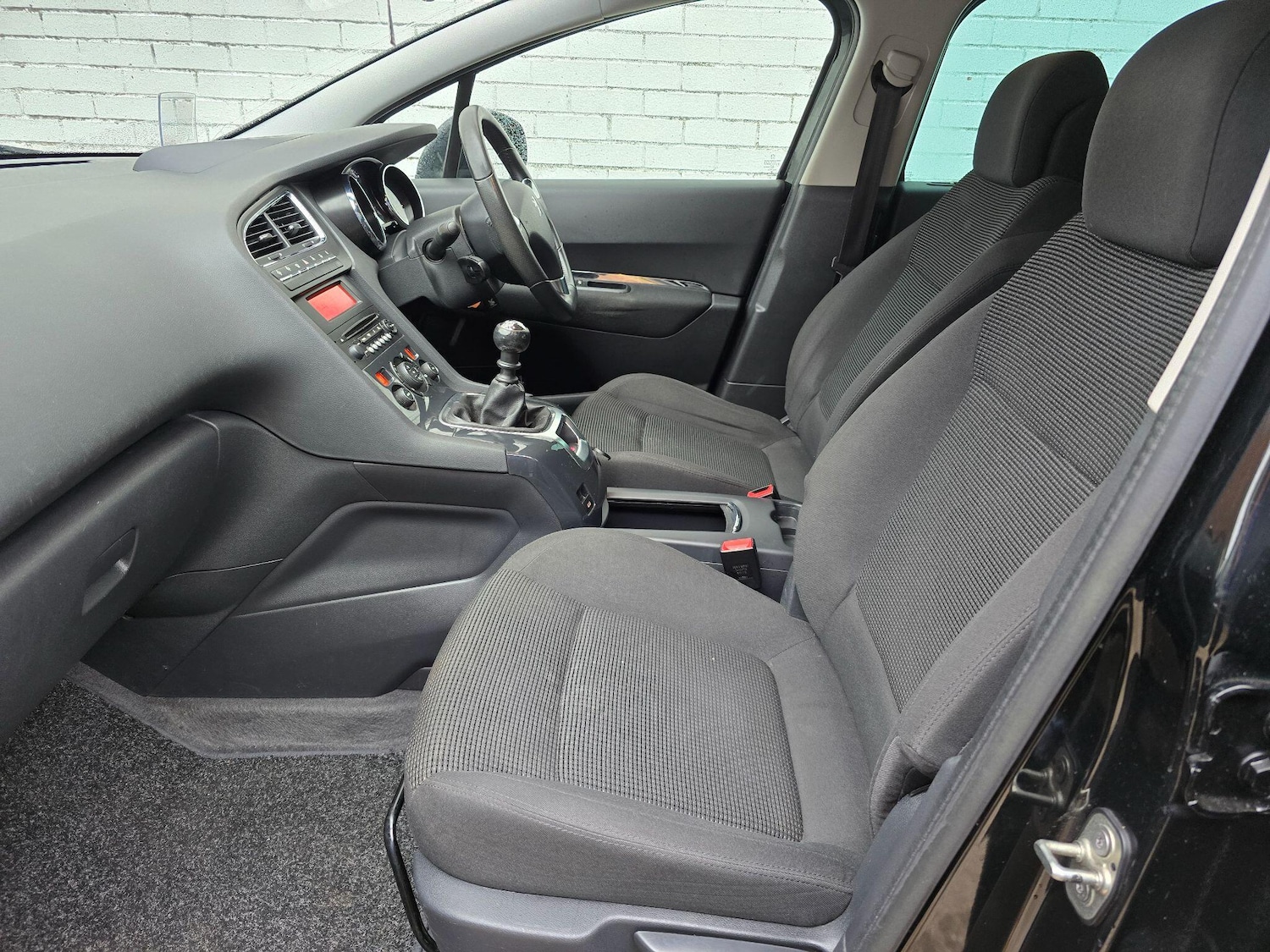 Used Peugeot 5008 2014 for sale - 76584487: Photo 27