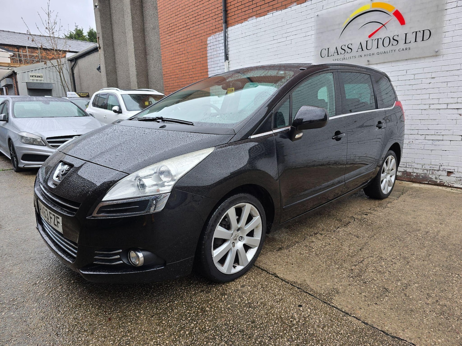 Used Peugeot 5008 2014 for sale - 76584487: Photo 4