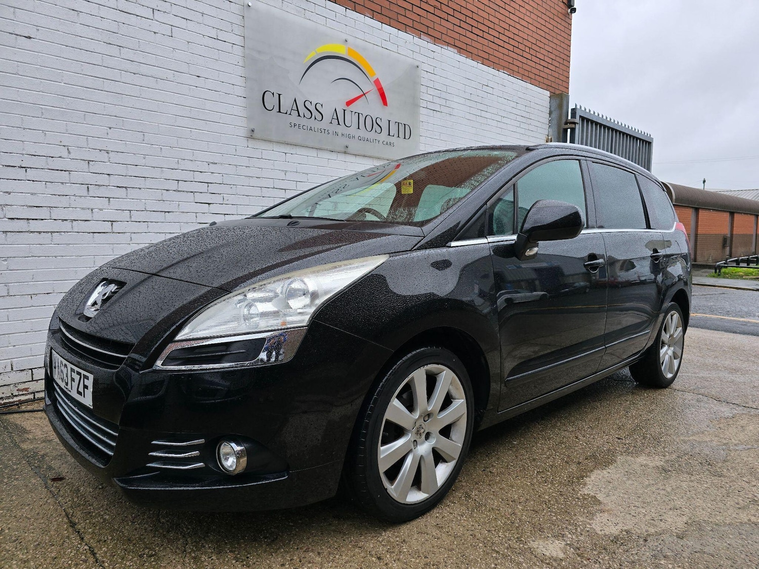 Used Peugeot 5008 2014 for sale - 76584487: Photo 8