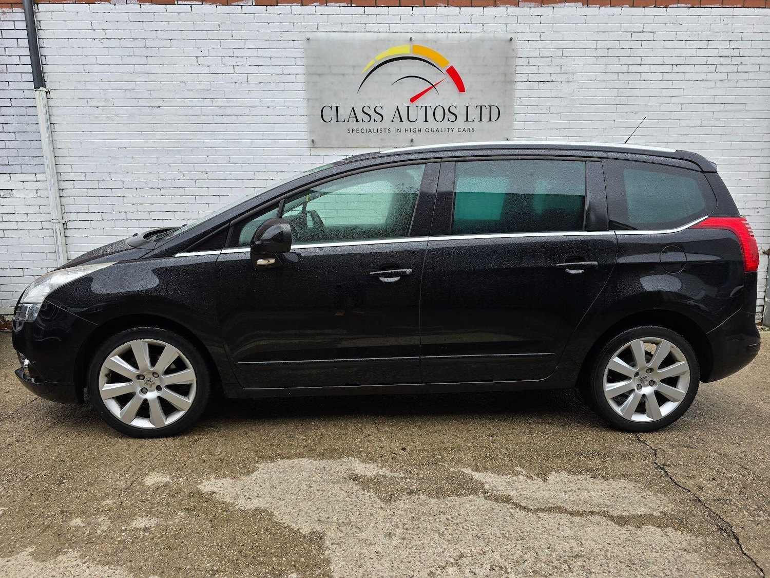 Used Peugeot 5008 2014 for sale - 76584487: Photo 9