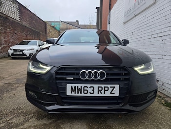 Used Audi A4 2013 for sale - 76270362: Photo 2