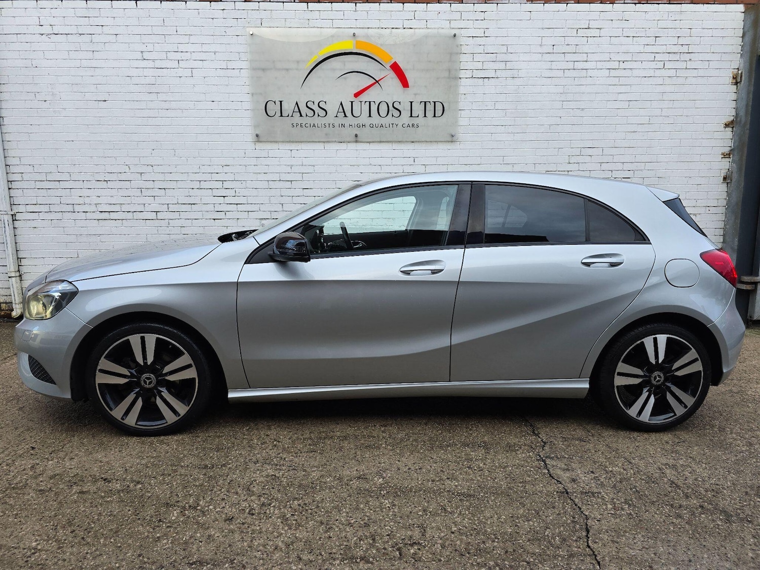 Used Mercedes-Benz A-Class 2015 for sale - 76990040: Photo 10