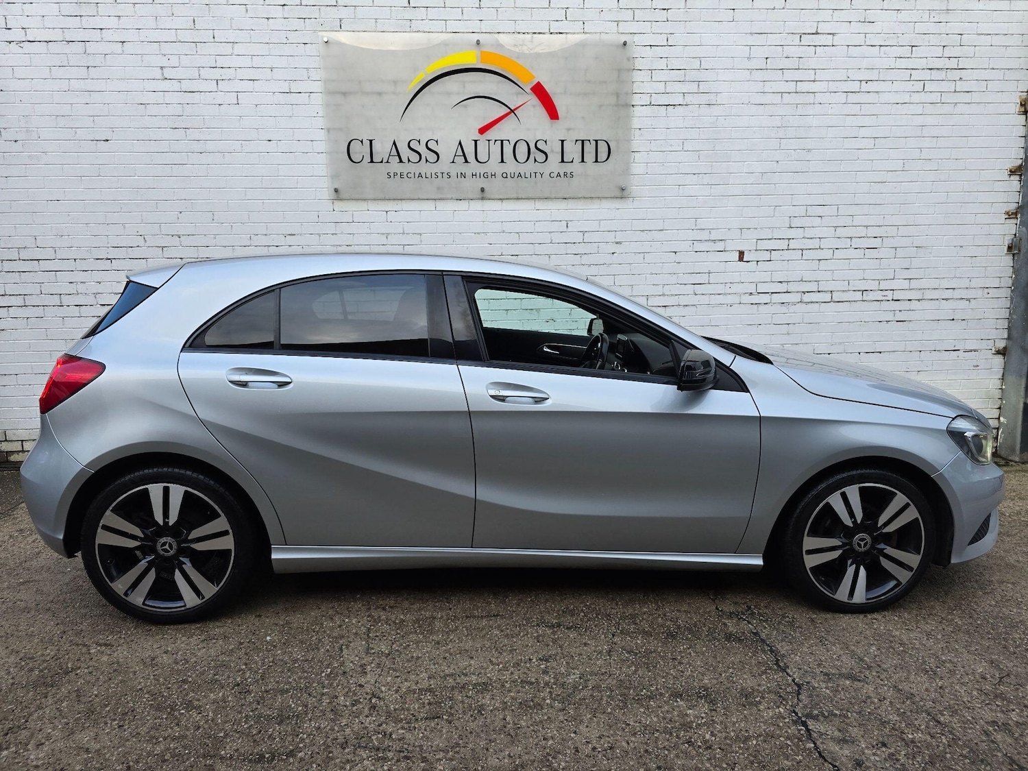 Used Mercedes-Benz A-Class 2015 for sale - 76990040: Photo 12