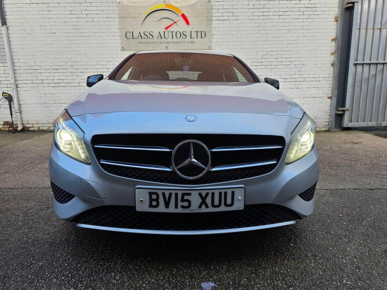 Used Mercedes-Benz A-Class 2015 for sale - 76990040: Photo 2