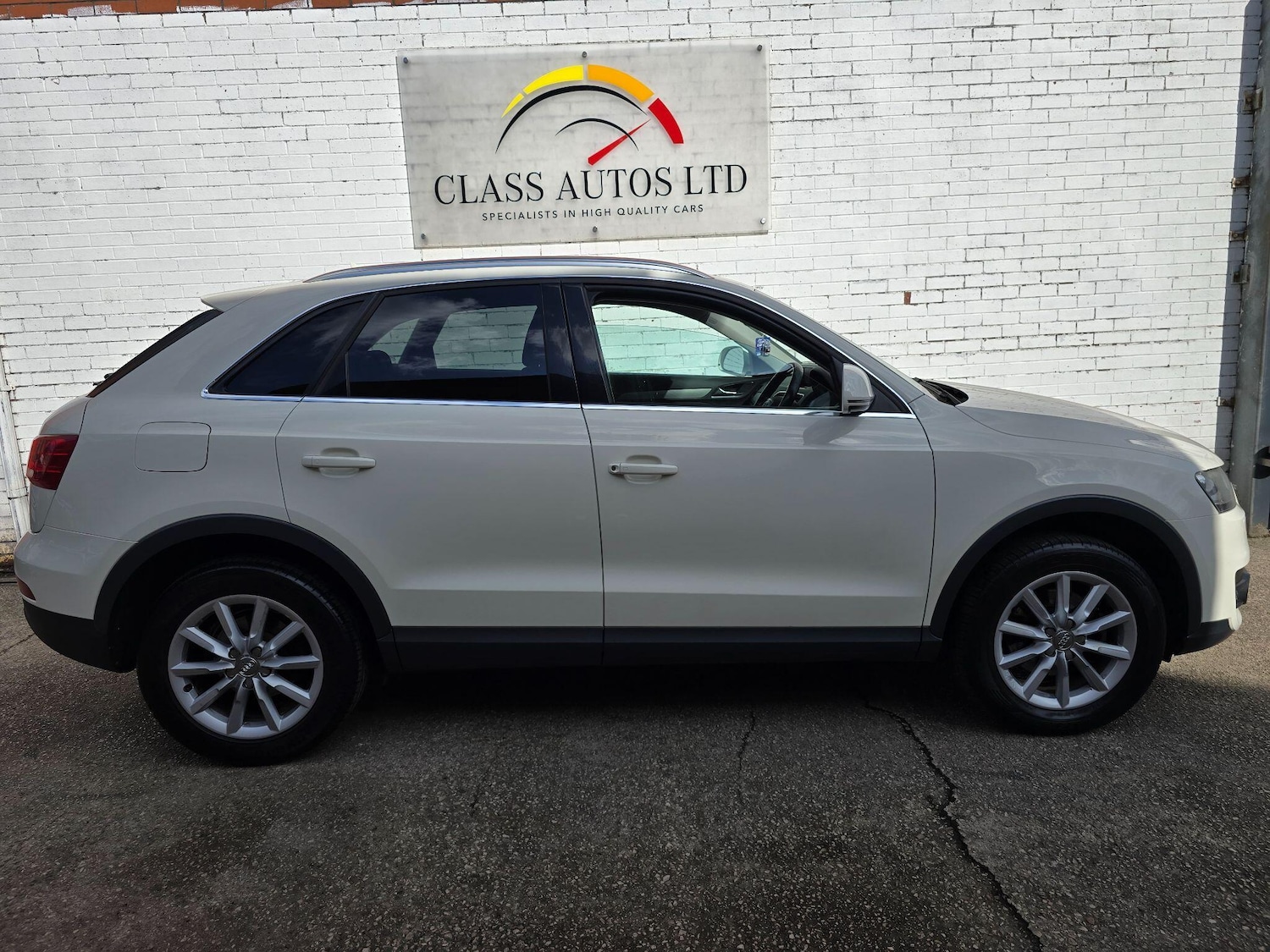 Used Audi Q3 2012 for sale - 76094234: Photo 10
