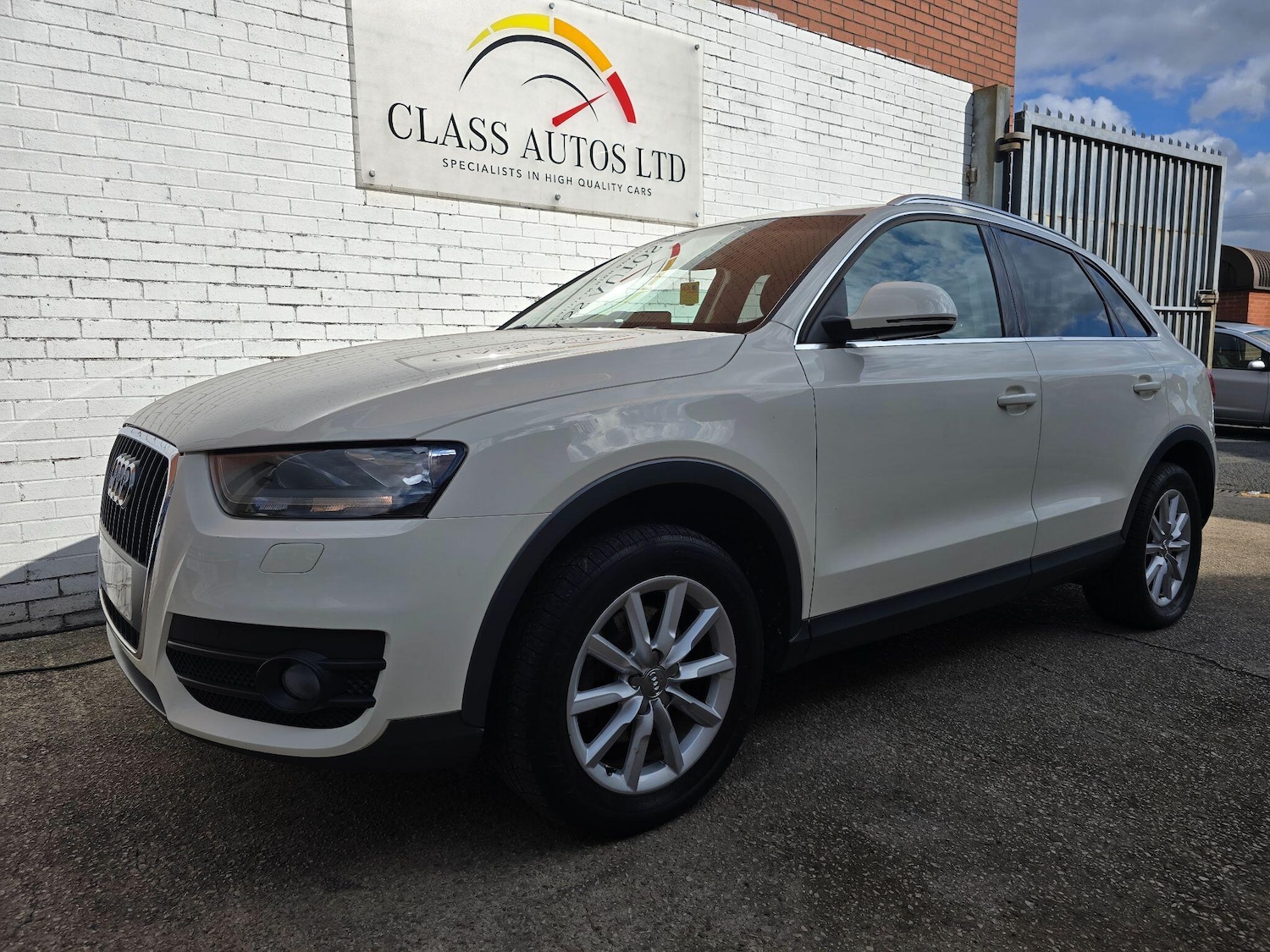 Used Audi Q3 2012 for sale - 76094234: Photo 4