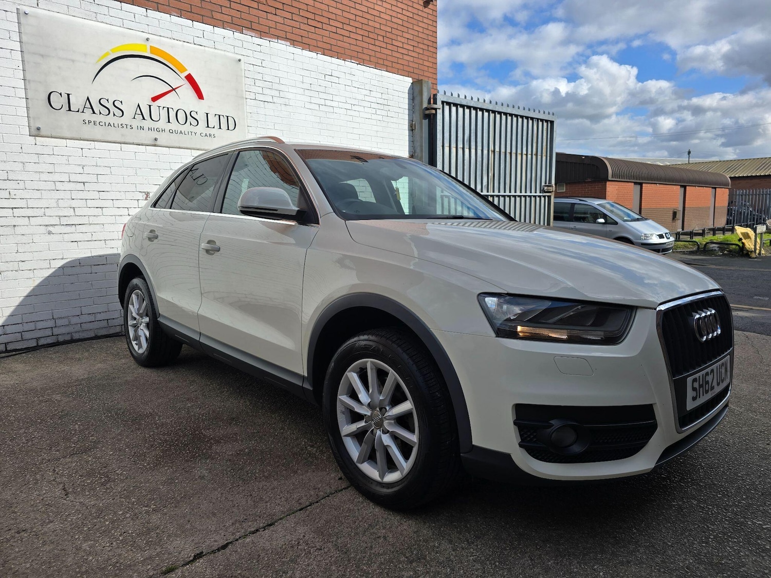 Used Audi Q3 2012 for sale - 76094234: Photo 6