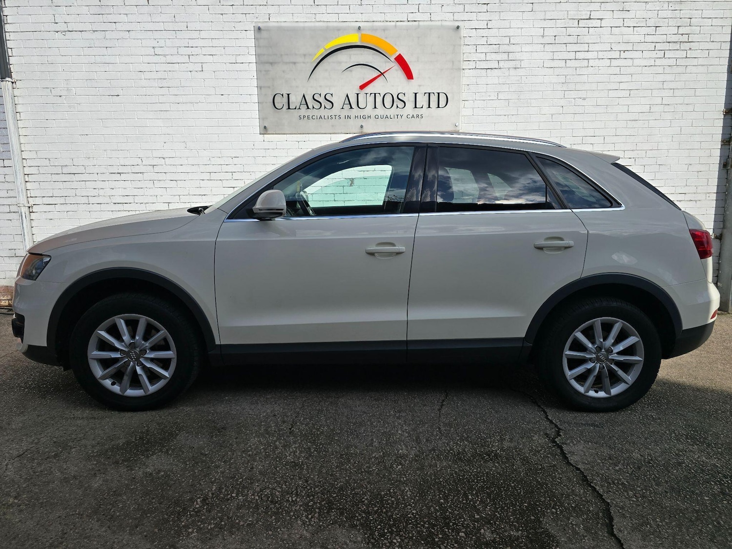 Used Audi Q3 2012 for sale - 76094234: Photo 8