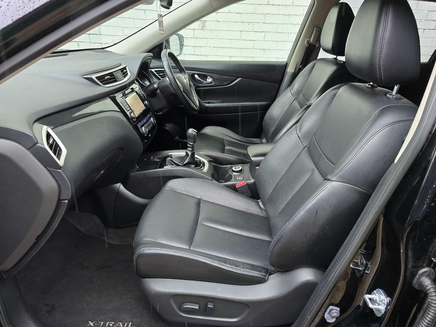 Used Nissan X-Trail 2015 for sale - 77632975: Photo 28