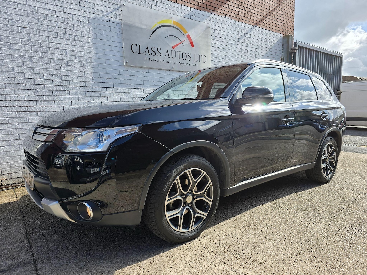 Used Mitsubishi Outlander 2014 for sale - 76109008: Photo 8